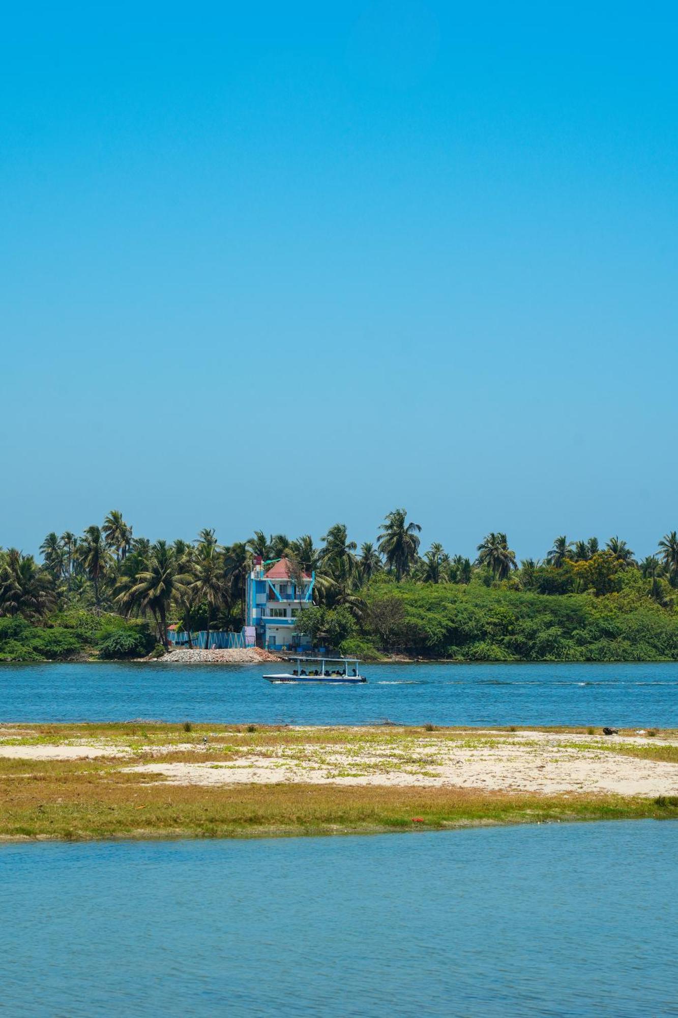 Victoria'S River View Resort Pondicherry Dış mekan fotoğraf